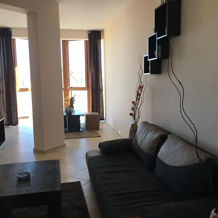 Premium Suites 3* פומורי